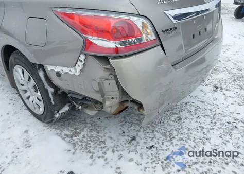 2015 Nissan Altima 2.5 S from USA, damaged, VIN 1N4AL3AP7FN916765